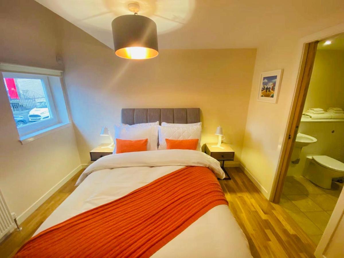 エディンバラ2 Bed 2 Bath With Private Parkingアパートメント エクステリア 写真