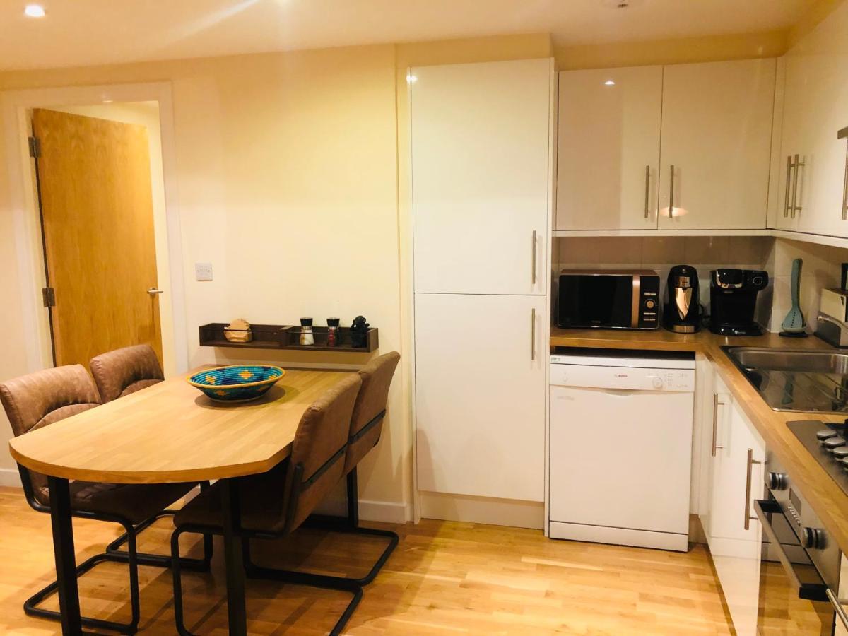 エディンバラ2 Bed 2 Bath With Private Parkingアパートメント エクステリア 写真